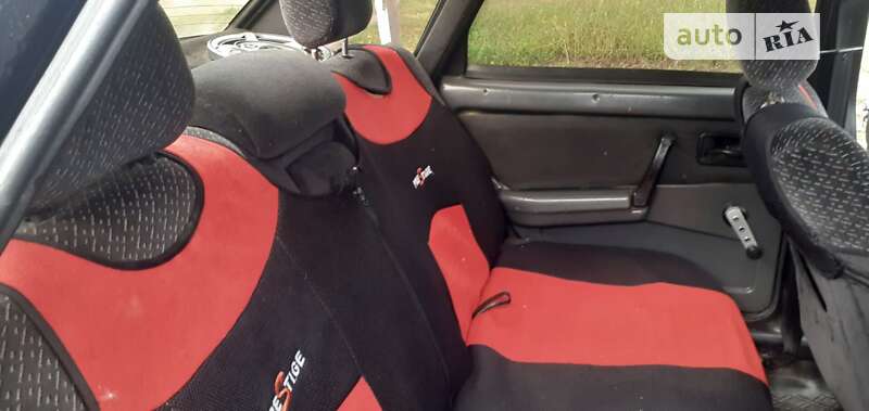 Седан ВАЗ / Lada 21099 1994 в Мостиске