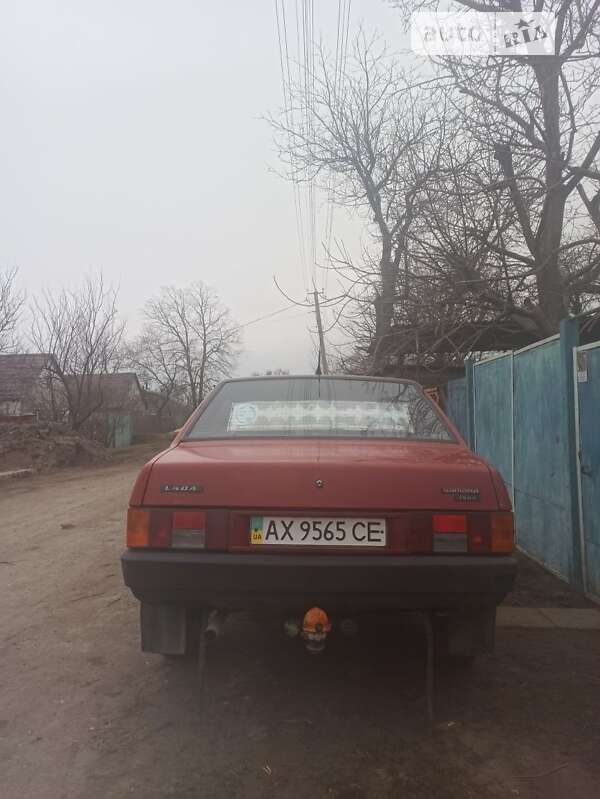 Седан ВАЗ / Lada 21099 1993 в Харькове