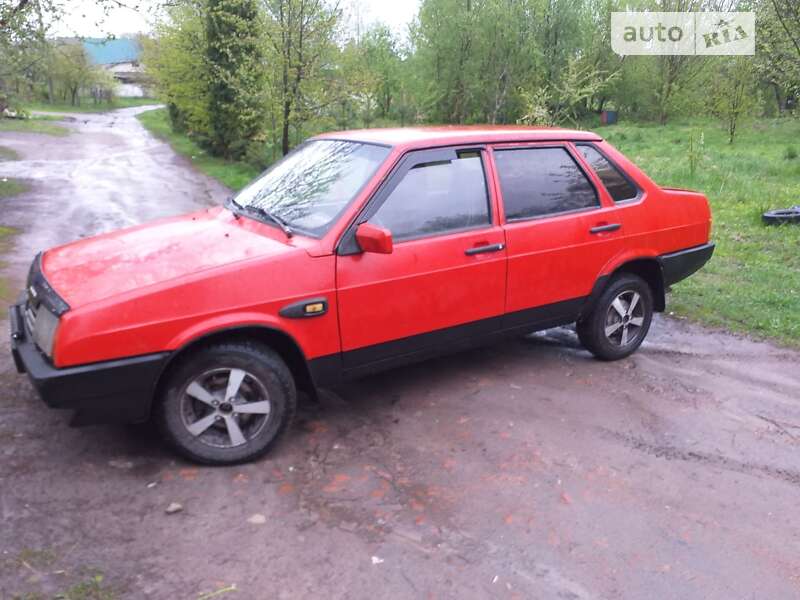 Седан ВАЗ / Lada 21099 1995 в Ямпілю