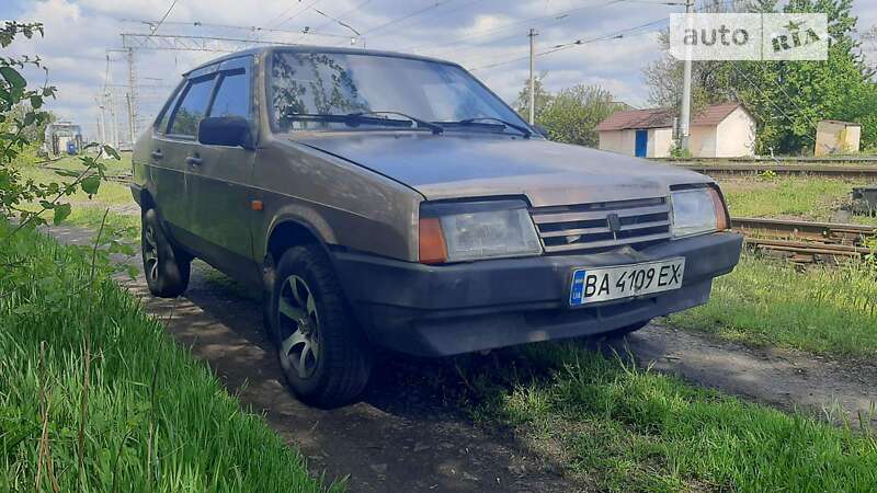 Седан ВАЗ / Lada 21099 1995 в Кременчуге