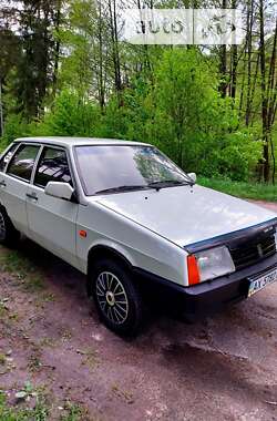 Седан ВАЗ / Lada 21099 1990 в Тростянце
