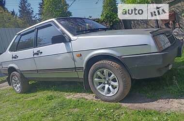 Седан ВАЗ / Lada 21099 2004 в Нежине