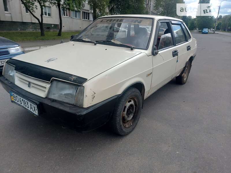 Седан ВАЗ / Lada 21099 1992 в Хмельницком
