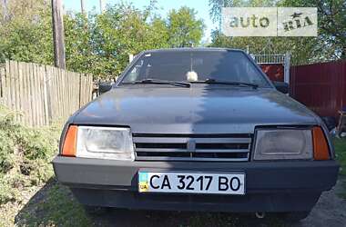 Седан ВАЗ / Lada 21099 2000 в Миронівці