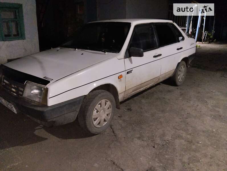 Седан ВАЗ / Lada 21099 1992 в Новом Буге