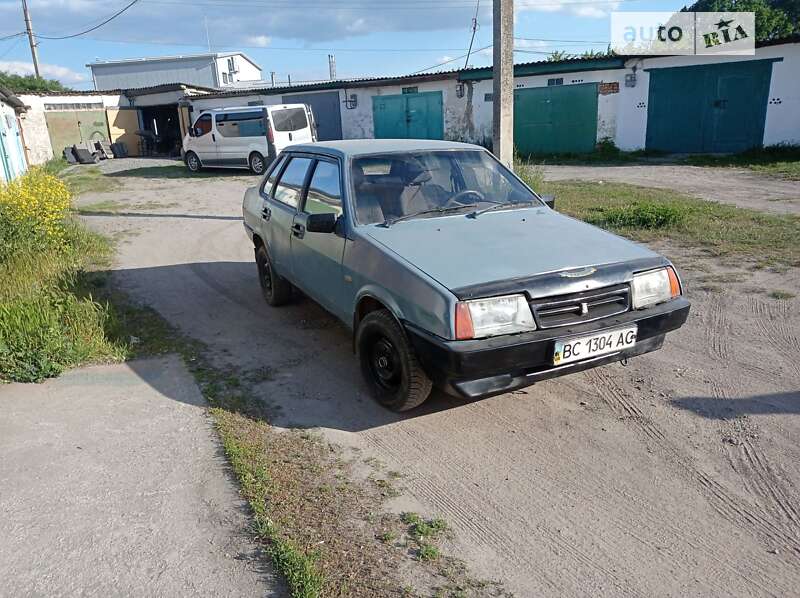 Седан ВАЗ / Lada 21099 1992 в Ізяславі