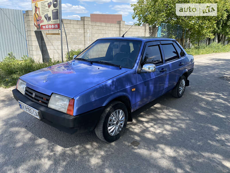 Седан ВАЗ / Lada 21099 2000 в Романове