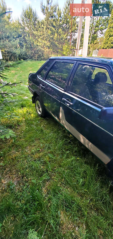 Седан ВАЗ / Lada 21099 2003 в Пустомитах