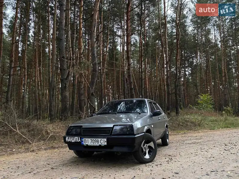 ВАЗ / Lada 21099