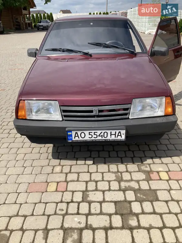 ВАЗ / Lada 21099