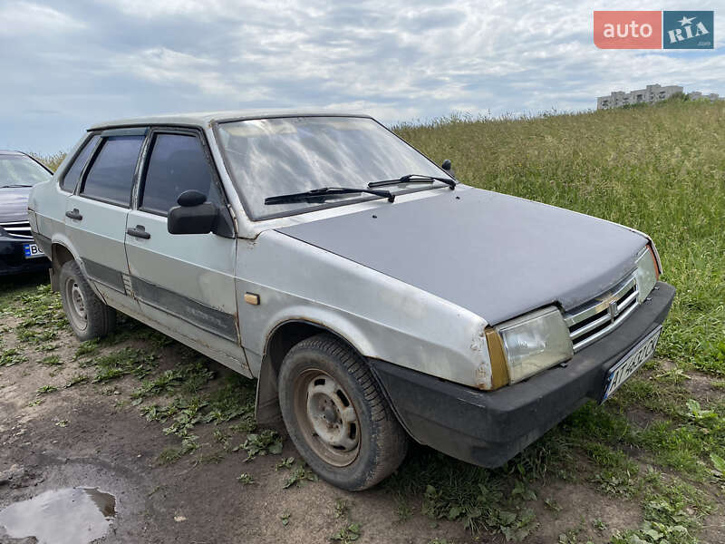Седан ВАЗ / Lada 21099 2001 в Жидачове
