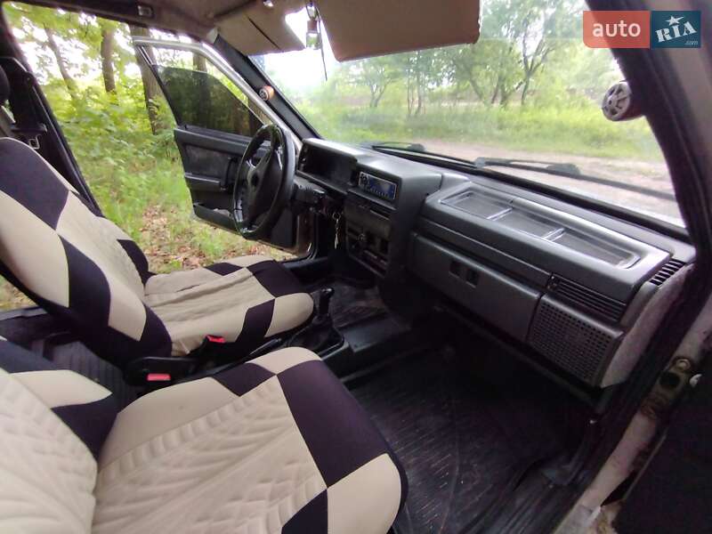 Седан ВАЗ / Lada 21099 2006 в Кременце фото 4 Седан ВАЗ / Lada 21099 2006 в Кременце