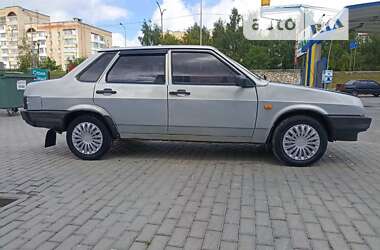 Седан ВАЗ / Lada 21099 2004 в Тернополі