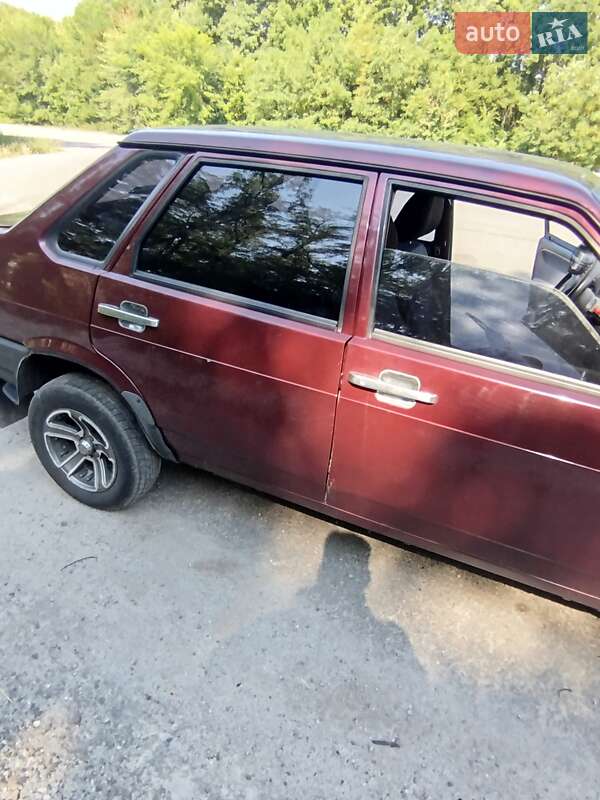 Седан ВАЗ / Lada 21099 2007 в Вольнянске