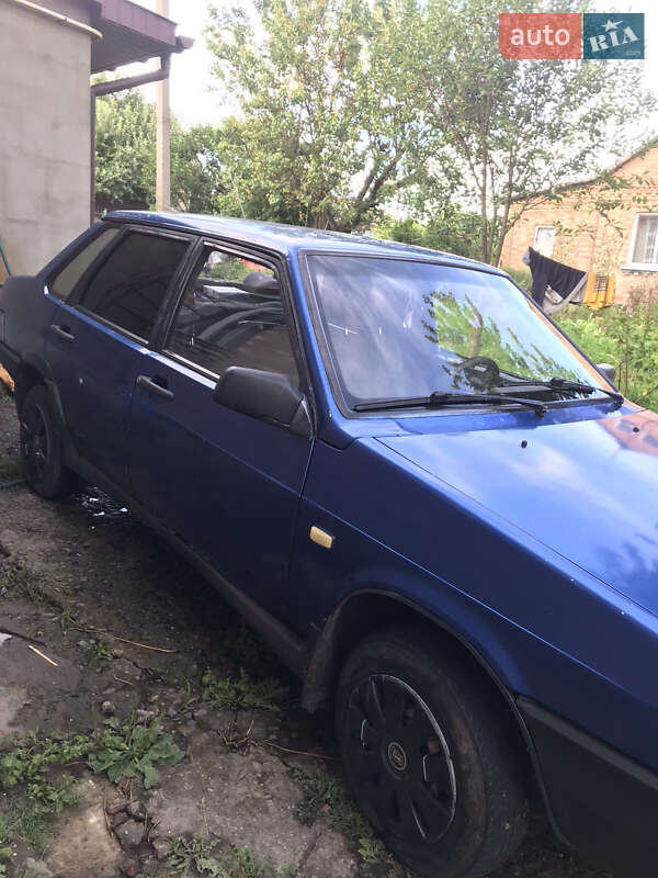 Седан ВАЗ / Lada 21099 1993 в Луцке фото 2 Седан ВАЗ / Lada 21099 1993 в Луцке