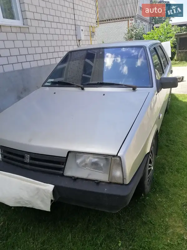 ВАЗ / Lada 21099