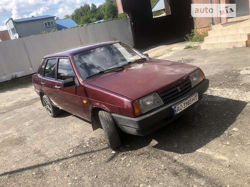 Седан ВАЗ / Lada 21099 2007 в Ужгороде