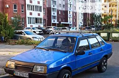 Седан ВАЗ / Lada 21099 1997 в Харькове