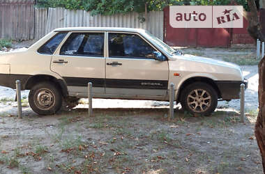 Седан ВАЗ / Lada 21099 2004 в Харькове