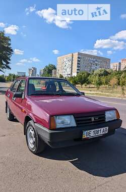 Седан ВАЗ / Lada 21099 2004 в Южноукраїнську