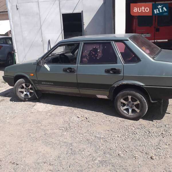 Седан ВАЗ / Lada 21099 2008 в Бурштыне