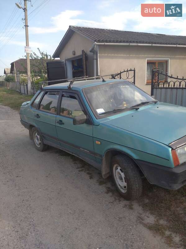 Седан ВАЗ / Lada 21099 1999 в Скалате