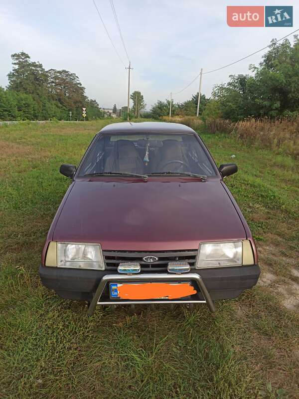 Седан ВАЗ / Lada 21099 1996 в Запорожье