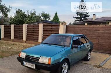 Седан ВАЗ / Lada 21099 1999 в Харькове