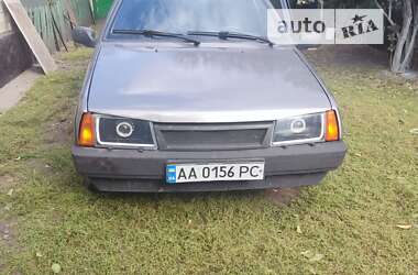 Седан ВАЗ / Lada 21099 2001 в Киеве