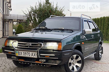 Седан ВАЗ / Lada 21099 2004 в Дунаївцях