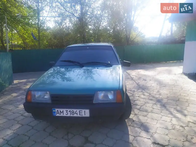 ВАЗ / Lada 21099