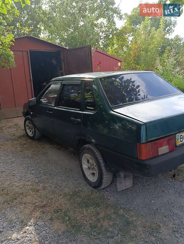 Седан ВАЗ / Lada 21099 2004 в Тернополі