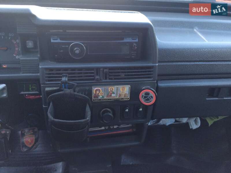 Седан ВАЗ / Lada 21099 2002 в Николаеве