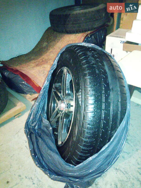 Седан ВАЗ / Lada 21099 2002 в Николаеве