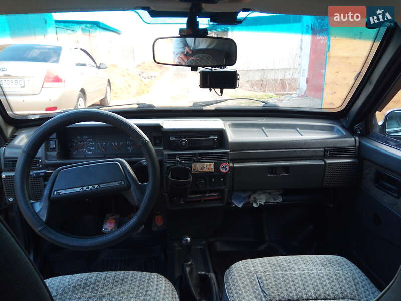 Седан ВАЗ / Lada 21099 2002 в Николаеве