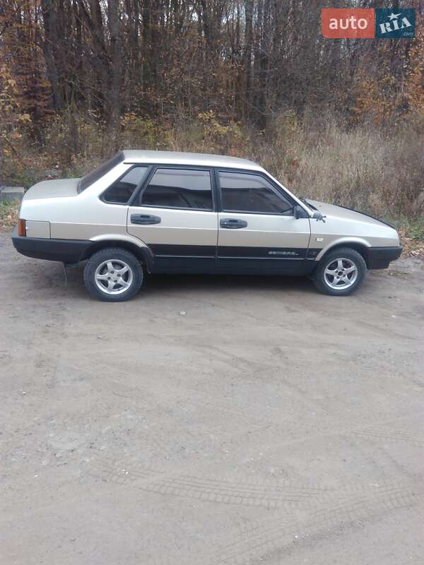 Седан ВАЗ / Lada 21099 1999 в Хмельницком