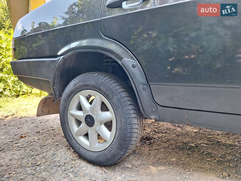 Седан ВАЗ / Lada 21099 2008 в Черновцах