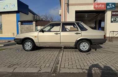 Седан ВАЗ / Lada 21099 2011 в Николаеве