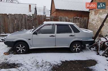 Седан ВАЗ / Lada 21099 2004 в Сумах