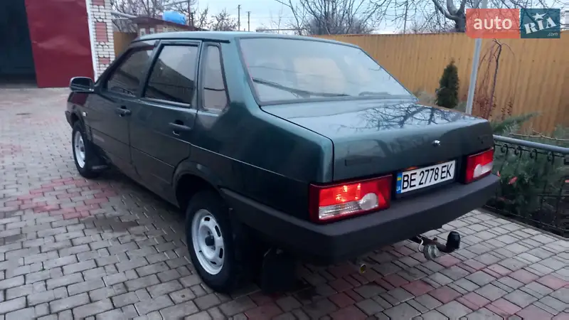 Седан ВАЗ 21099 2004 в 