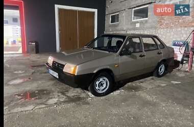 Седан ВАЗ / Lada 21099 2011 в Николаеве