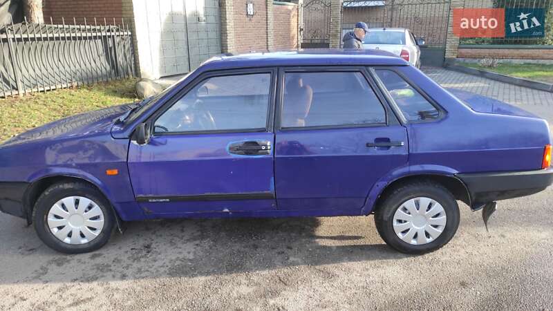 Седан ВАЗ / Lada 21099 2003 в Луцьку