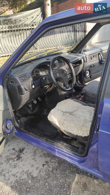 Седан ВАЗ / Lada 21099 2003 в Луцьку