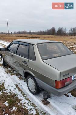 Седан ВАЗ / Lada 21099 2001 в Іванкові