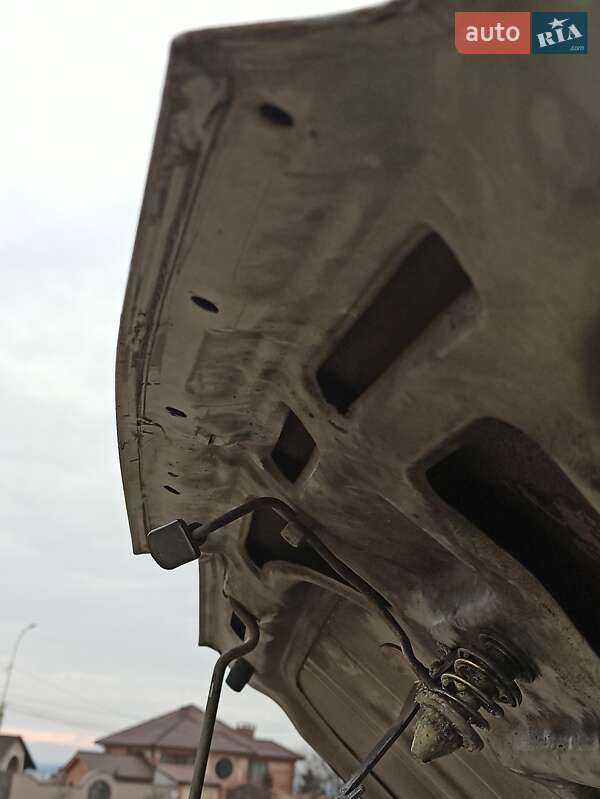 Седан ВАЗ / Lada 21099 2001 в Ужгороде