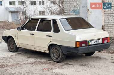 Седан ВАЗ / Lada 21099 1994 в Харькове