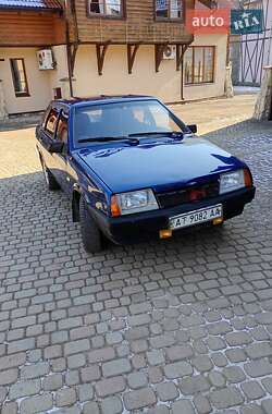 Хэтчбек ВАЗ / Lada 21099 2005 в Яремче