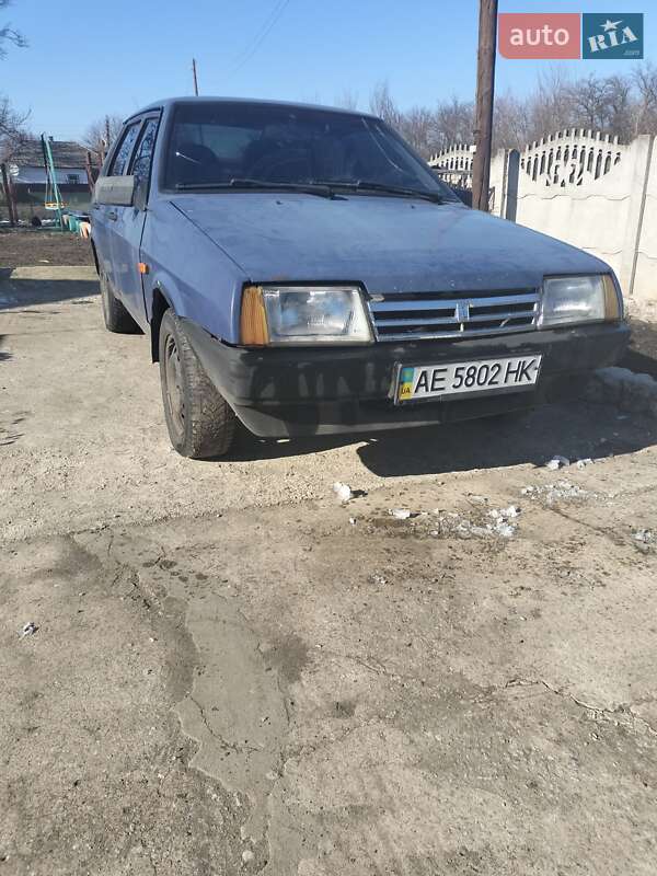 Седан ВАЗ / Lada 21099 2004 в Васильківці