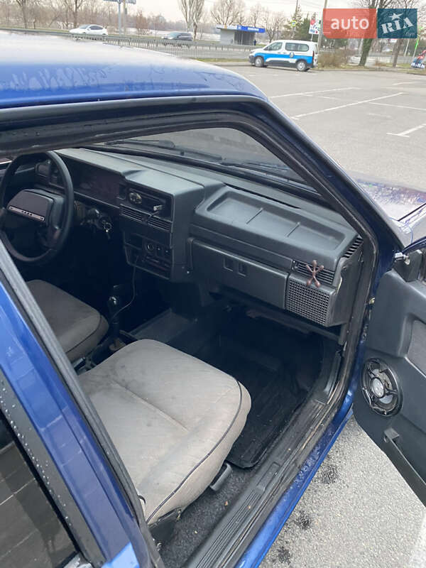 Седан ВАЗ / Lada 21099 2005 в Днепре