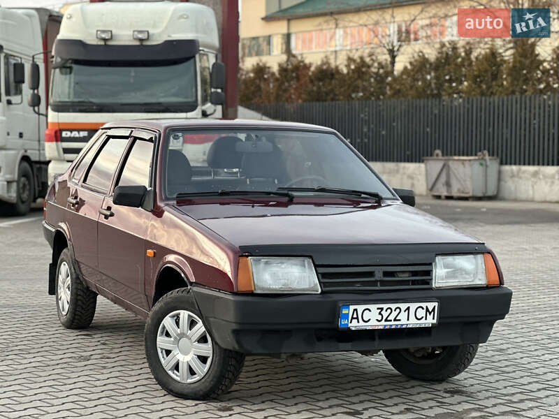 Седан ВАЗ / Lada 21099 2008 в Луцьку